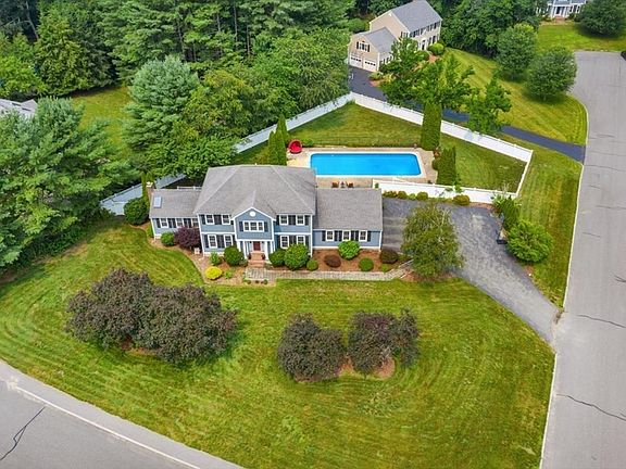 2nd image of 81 Briarwood Dr