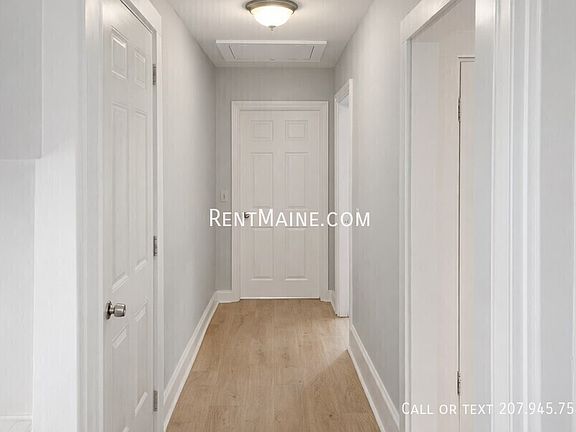 4th image of 254 Elm St APT 2
