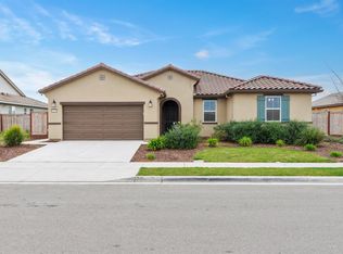 7708 Path Dr, Hughson, CA 95326