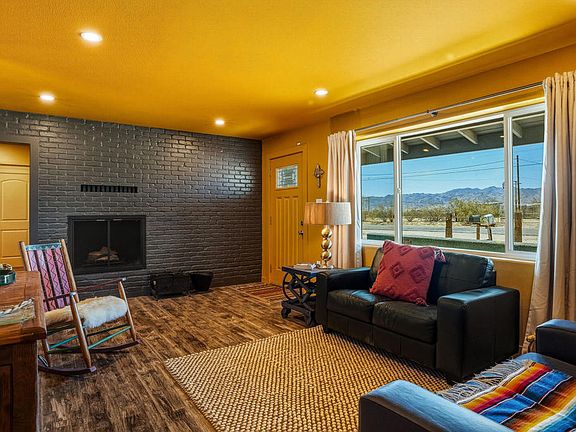 2nd image of 64722 Sun Mesa Rd