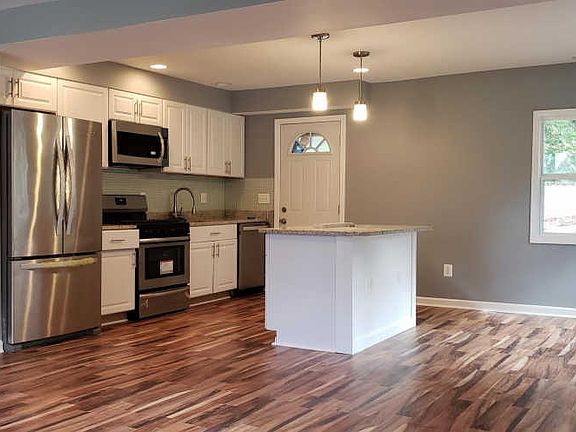 5th image of 2208 Breton Dr