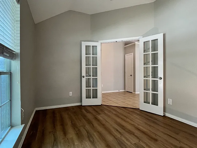 2109 Michelle Creek Dr — Photo 26