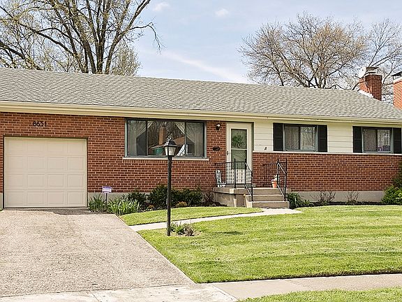 3rd image of 8631 Pringle Dr