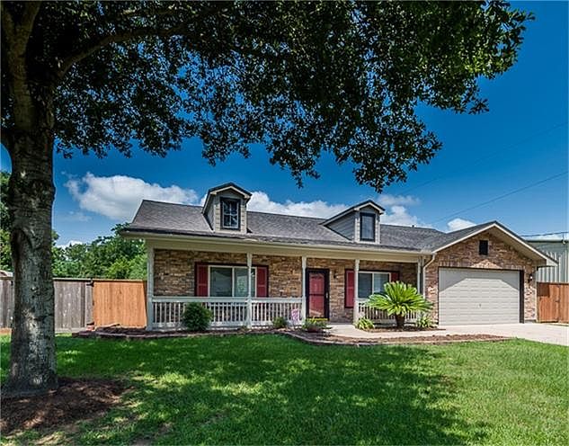 1st image of 2915 Fortuna Dr