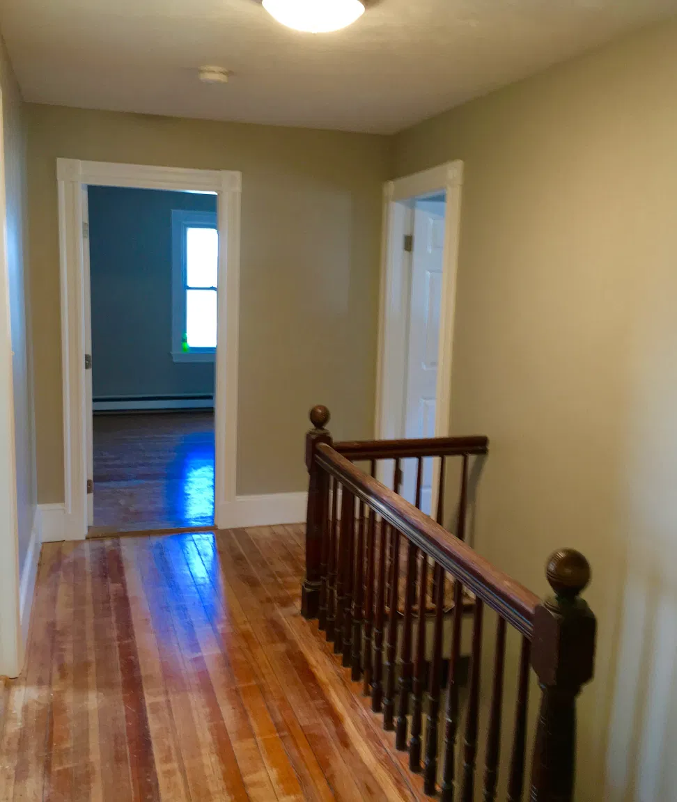 2 bed, 1000 sqft, $2,200 — Photo 3