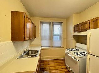 25-56 33rd St #I2, Astoria, NY 11102