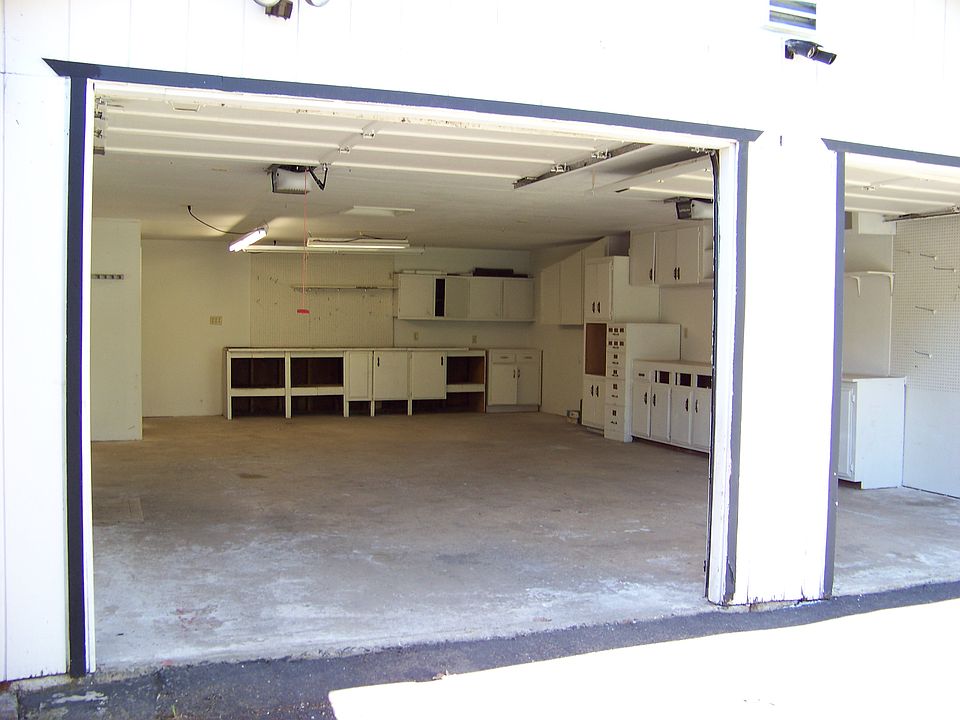 2nd image of 603 3rd St
