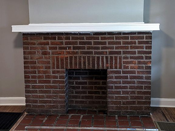 Mantle close up