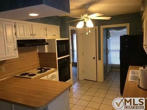 2nd image of 2808 Loch Haven Dr