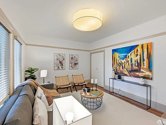 2nd image of 1805 Pine St APT 22