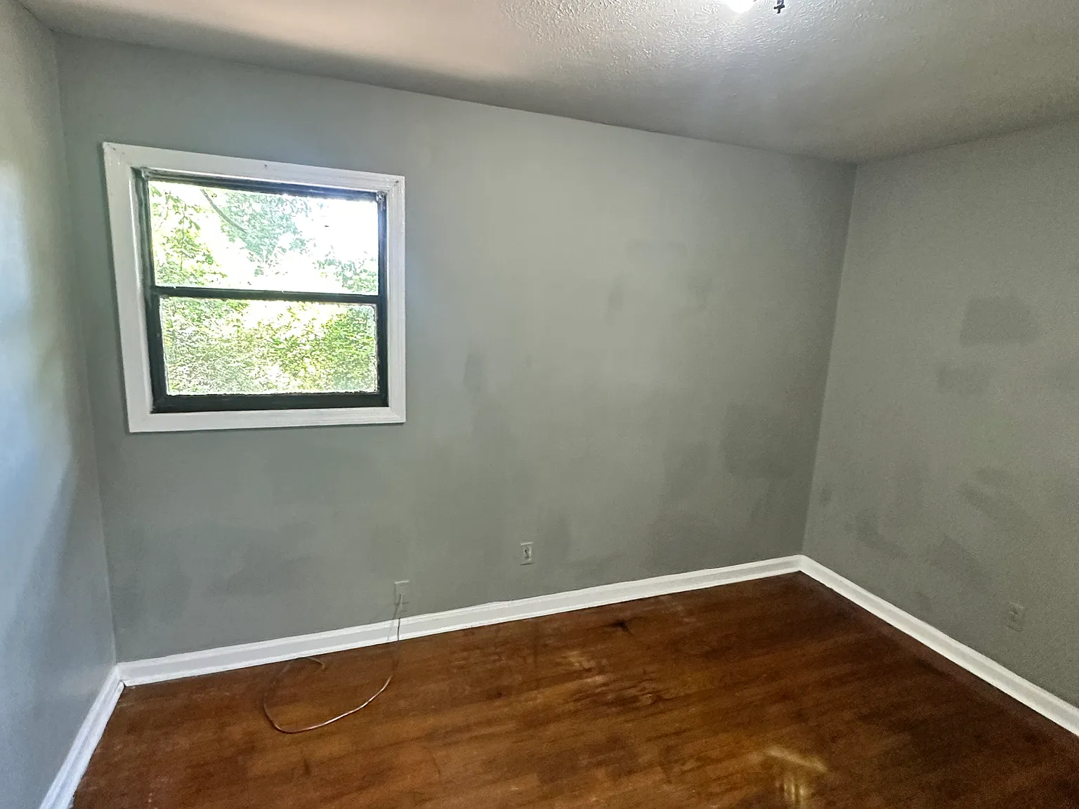 1659 Emerson Ave — Photo 4