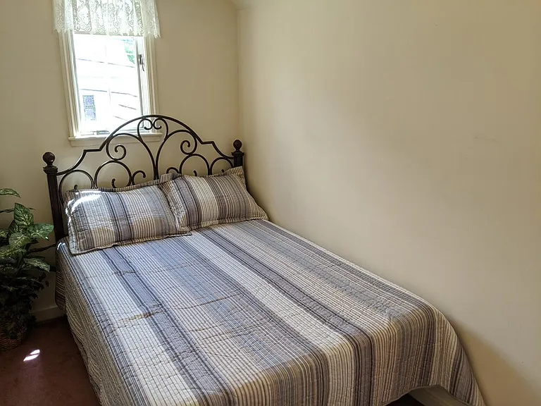34 Pleasant St — Photo 16