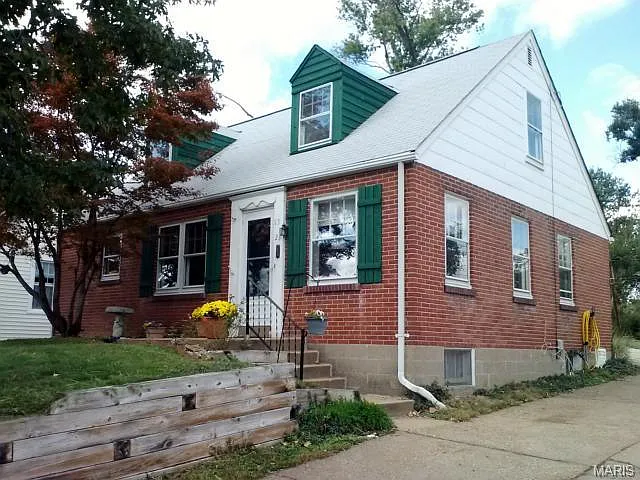 23 Lakeview Ct photo 1