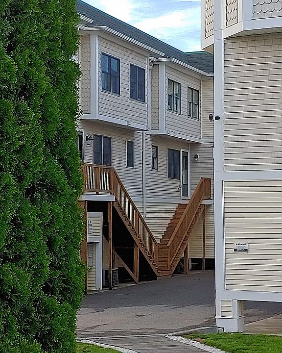 1st image of 11 Railroad Ave Unit A13