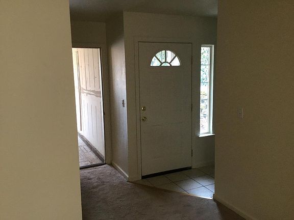2nd image of 3016 Courtside Dr #Townhouse