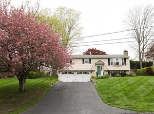 45 Birch St, Trumbull, CT 06611