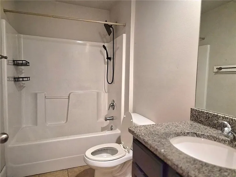 4138 Two Bridge Dr — Photo 19