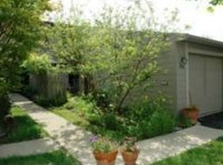 762 Watersedge Dr, Ann Arbor, MI