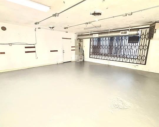 3rd image of 3210 SE 50th Ave #B