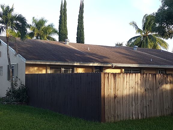 3rd image of 10900 SW 139th Ave