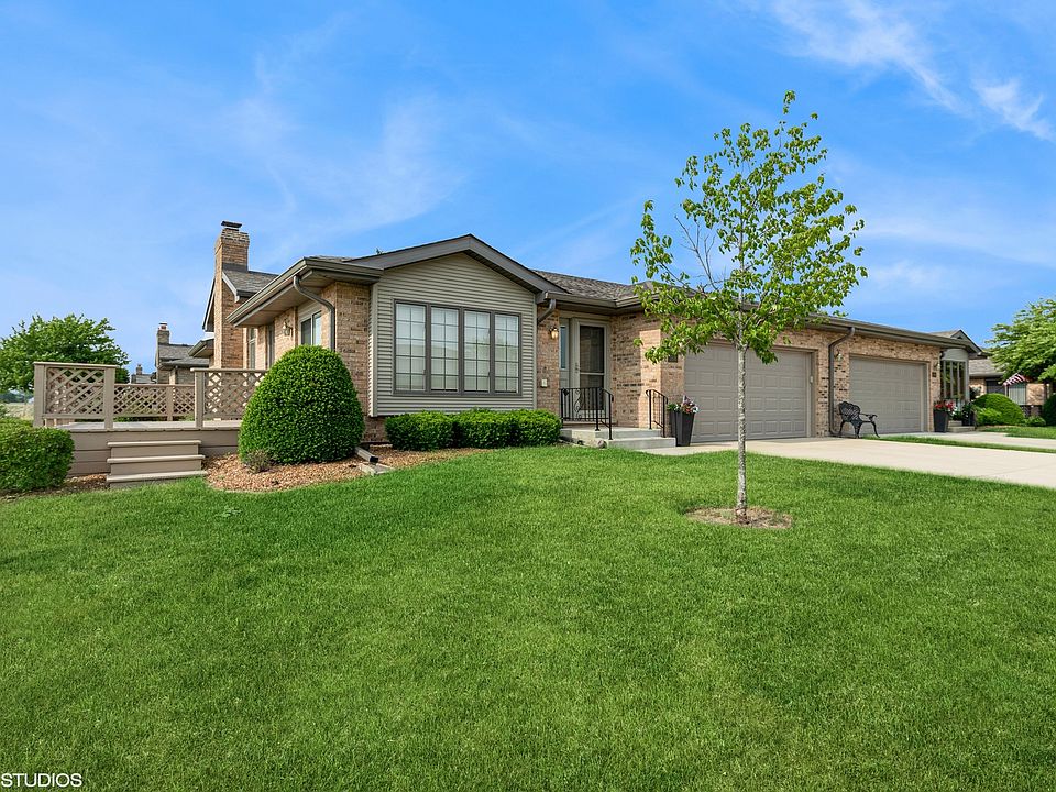 1st image of 1806 Foxwood Dr