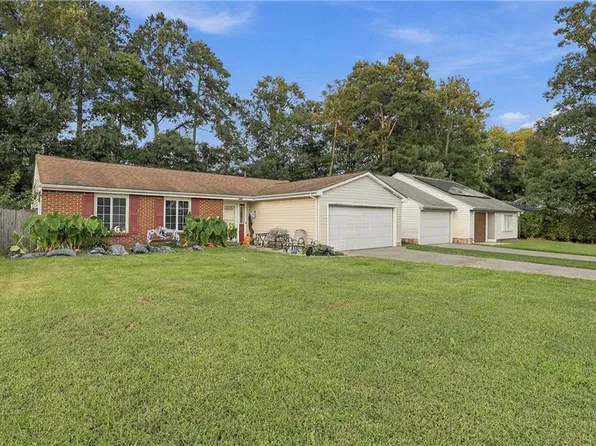 461 Ashton Green Blvd, Newport News, VA 23608