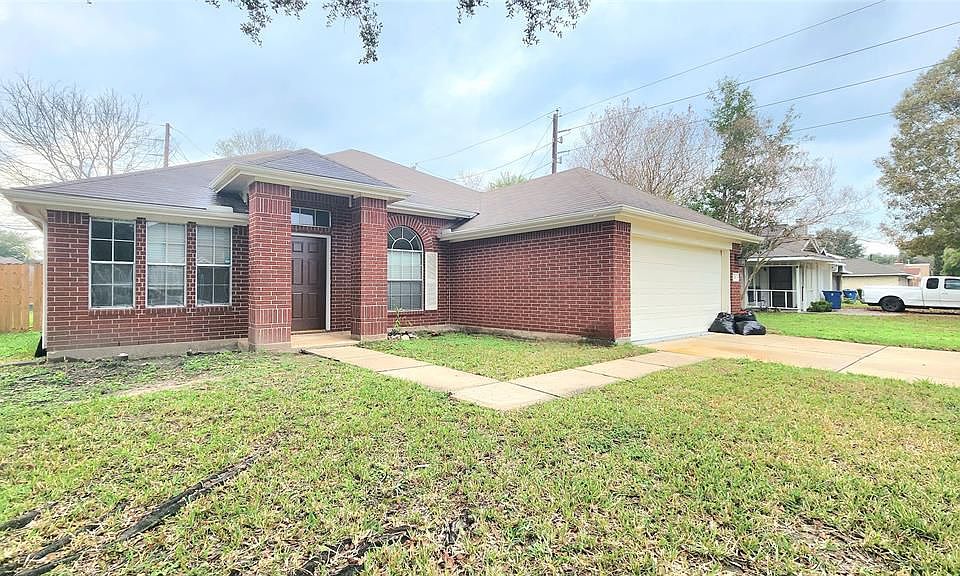 2nd image of 8206 Soledad Dr