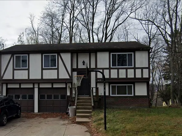 1612 Amanda Ave, South Park, PA 15129