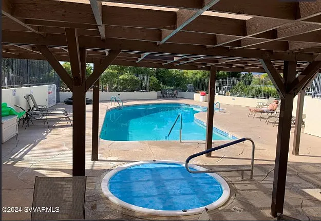 10555 E Quail Run Rd — Photo 16