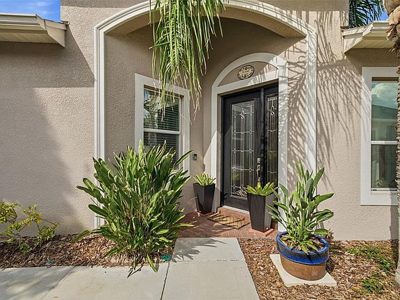 4th image of 2912 DEVONOAK BOULEVARD