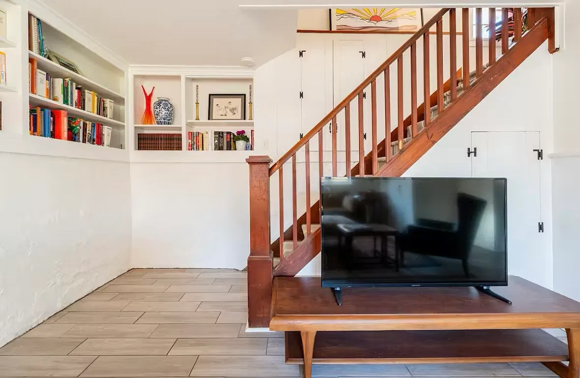 147 Maple Ave — Photo 4