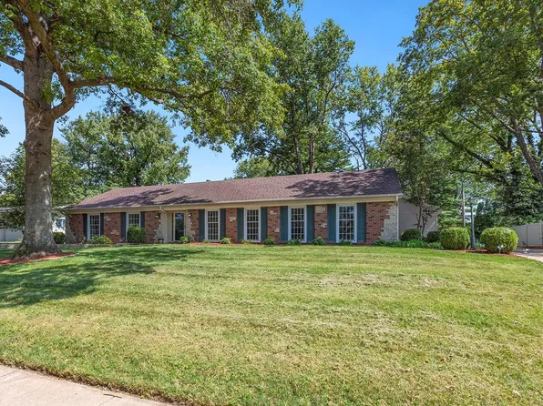 191 River Valley Dr, Chesterfield, MO 63017