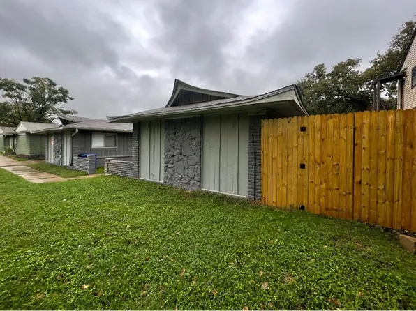 811 Bluebird Dr, Irving, TX 75061