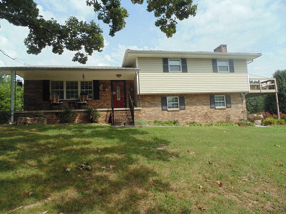 1st image of 221 Sunset Dr