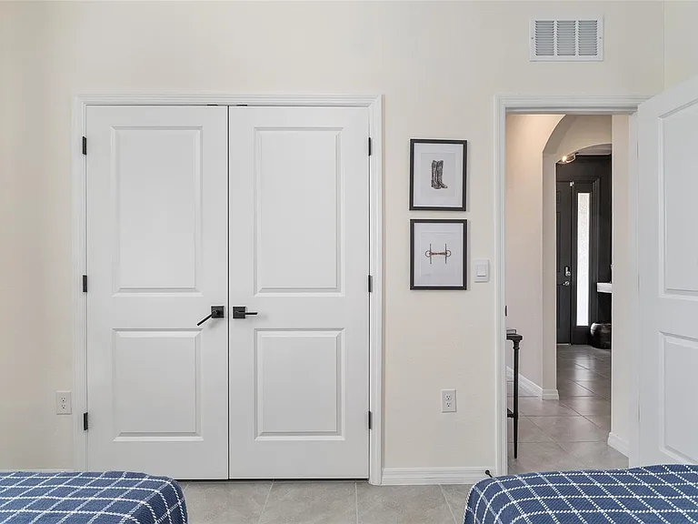 5254 NW 43rd Lane Rd — Photo 40