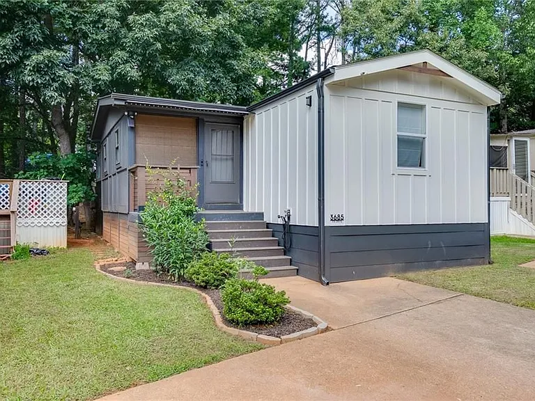 3685 Fir Dr — Photo 1