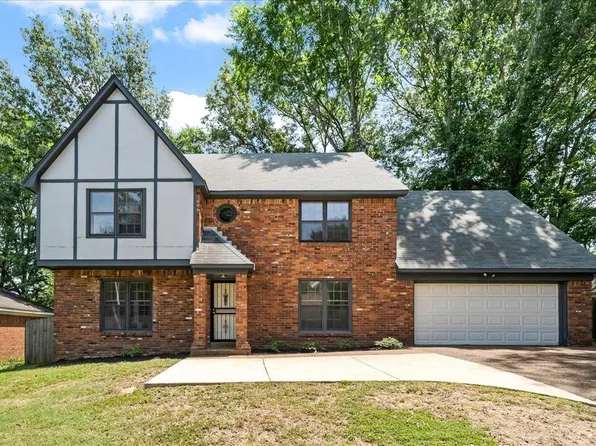 74 S Walnut Bend Rd, Cordova, TN 38018