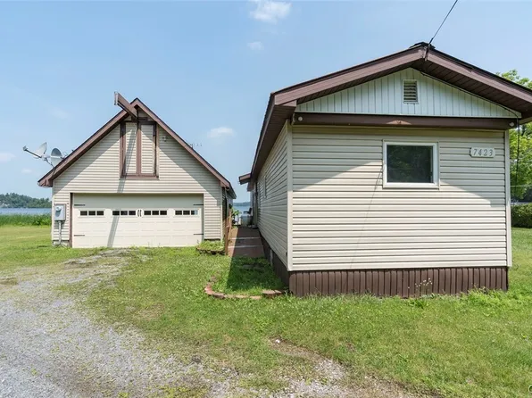 7423 Creekside Rd, Harrisville, NY 13648