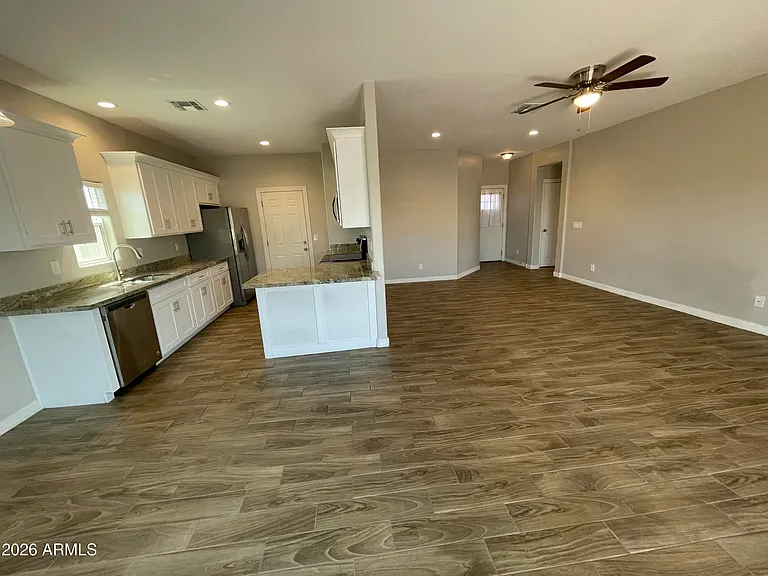 11176 W Cambria Cir — Photo 2