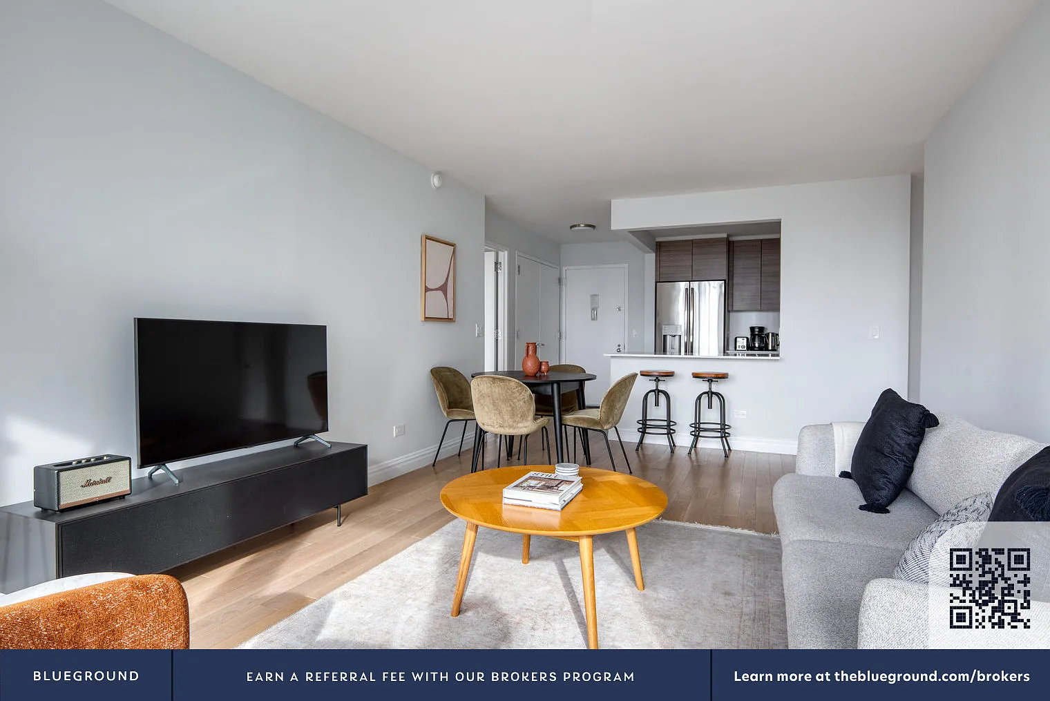 235 West 48th Street — Photo 3