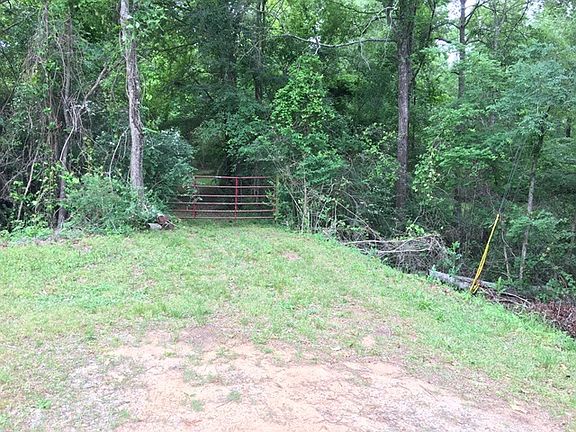 4th image of 151 Hillcrest Dr