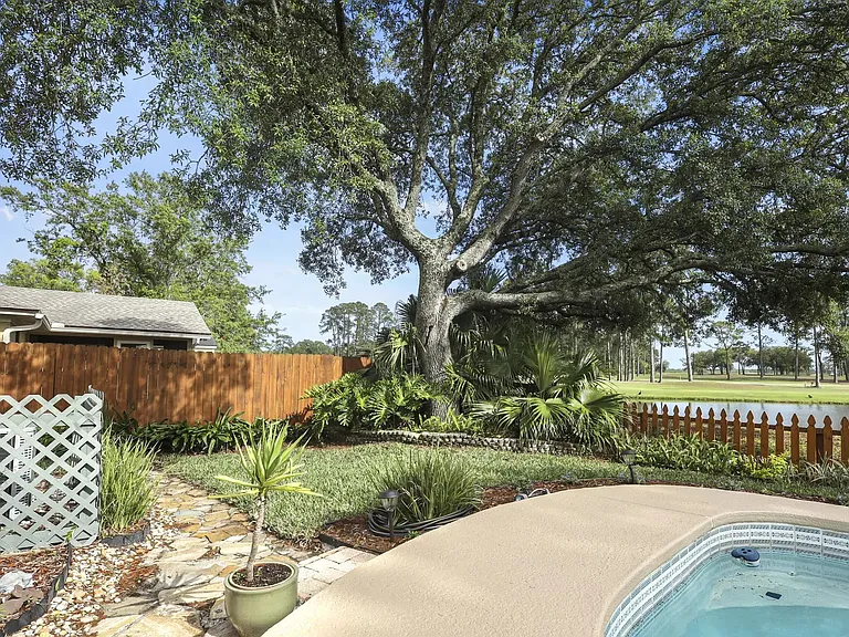 11152 Oak Ridge Dr S — Photo 23