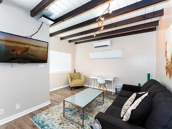 3rd image of 5365 E Ocean Blvd APT B