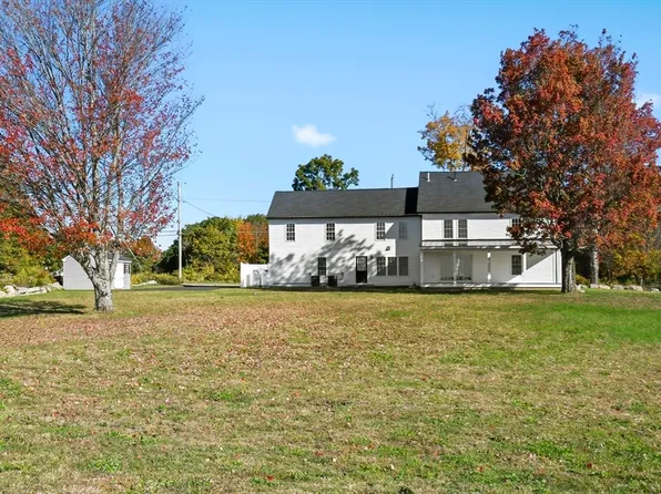 112 Sheldon Rd, Fitchburg, MA 01420