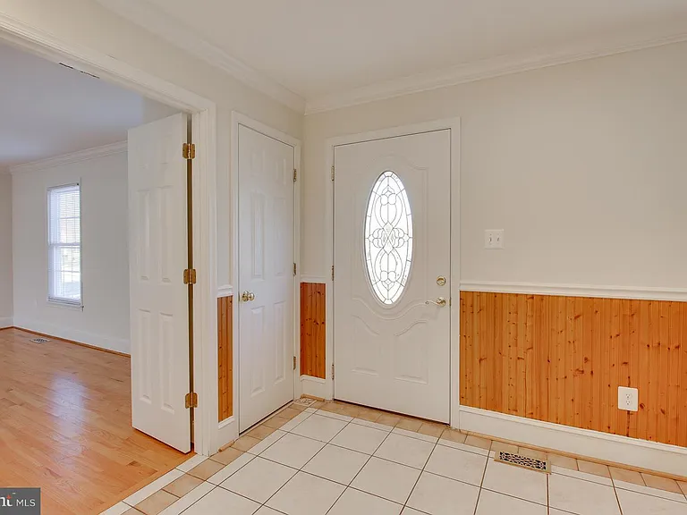 5400 Hampton Forest Way — Photo 3