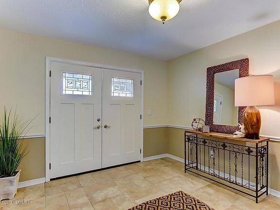 2920 Starshire Cove-007-49-Foyer-MLS_Siz