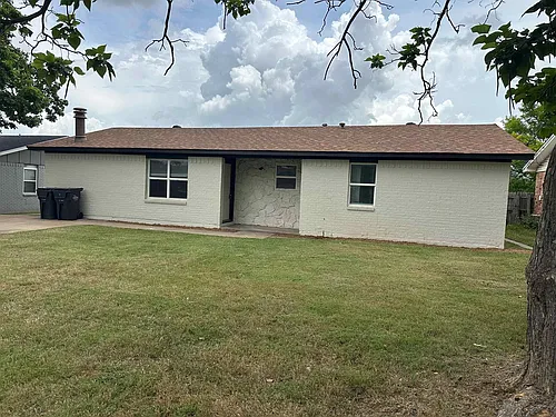 2909 S Bandera Dr Photo 1