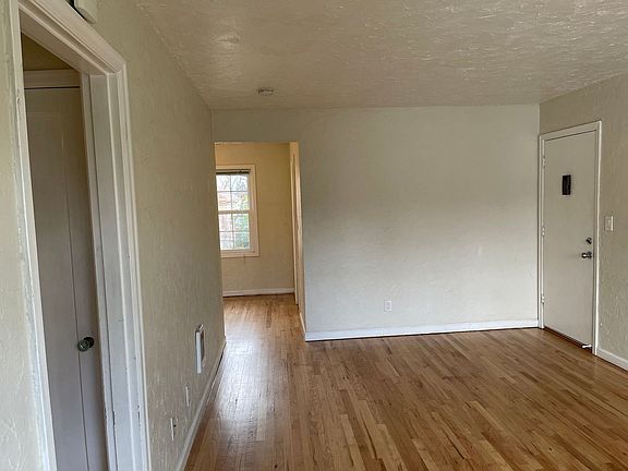 3rd image of 5026 NE 31st Ave #13