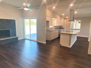 9071 E Cooper St, Tucson, AZ 85710