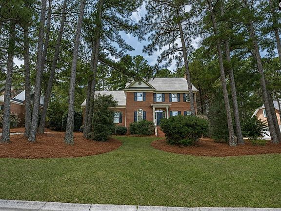 4th image of 305 Bridgecreek Dr